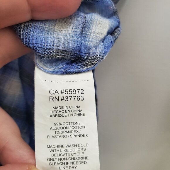 C&C California Women's Blue Plaid Roll Tab Sleeve Button Front Pocket Top Size S - Picture 7 of 9